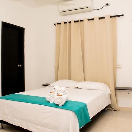 Hotel Agua Dulce Santa Marta  Buitenkant foto