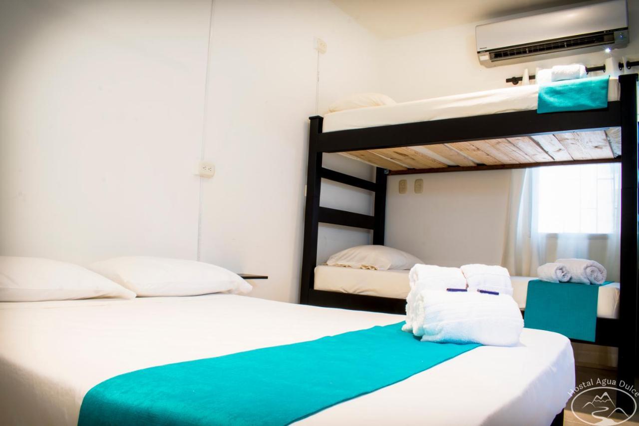 Hotel Agua Dulce Santa Marta  Buitenkant foto